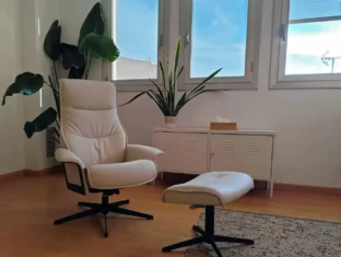 Maribel de Maya - Psic&oacute;loga - Consulta Matar&oacute; -Sillon